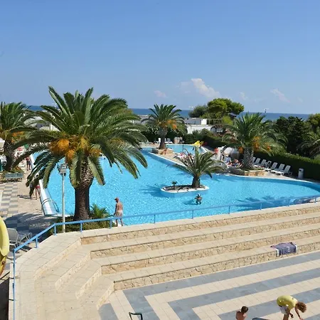 Villaggio Pineta Al Mare