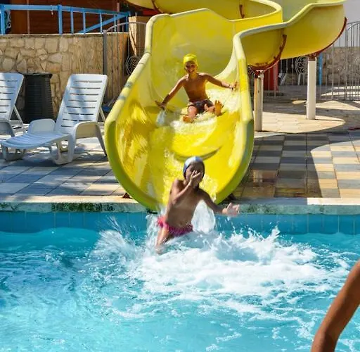 Villaggio Pineta Al Mare