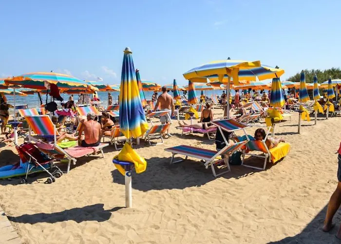 Villaggio Pineta Al Mare פארק נופש ספקיולה