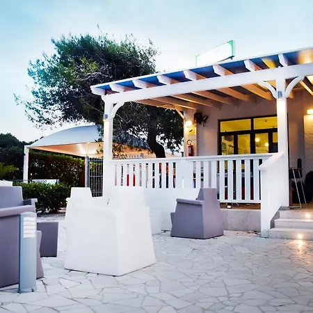 Villaggio Pineta Al Mare スペッキオッラ