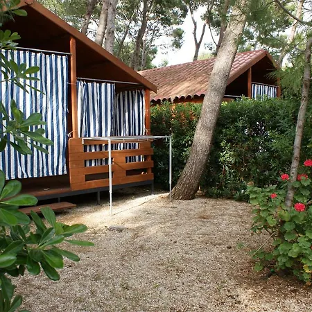 Villaggio Pineta Al Mare スペッキオッラ