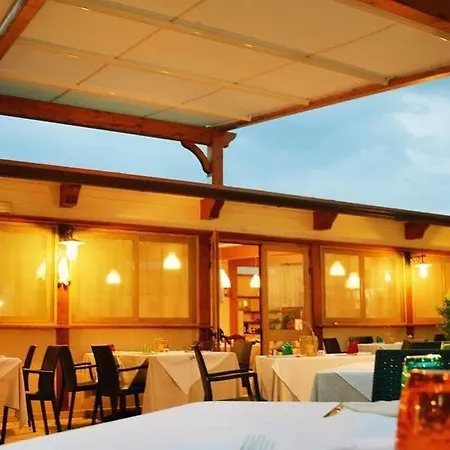 Villaggio Pineta Al Mare